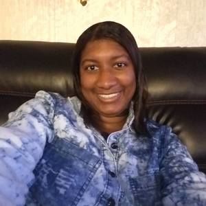 Meet your Posher, Jacynthia